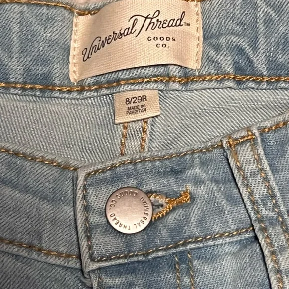 Universal Thread High Rise Jeans - Picture 5 of 6